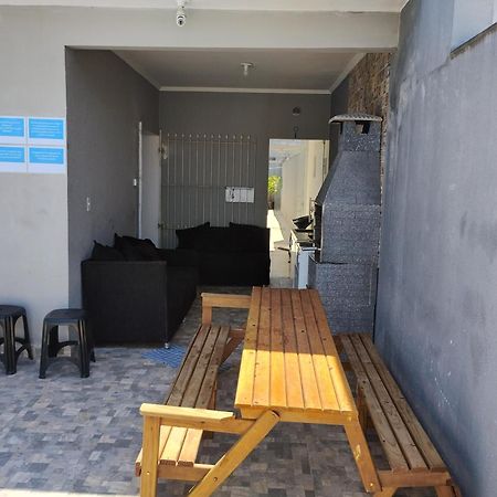 Lar Pieri Rodrigues Hotel Itanhaém Buitenkant foto
